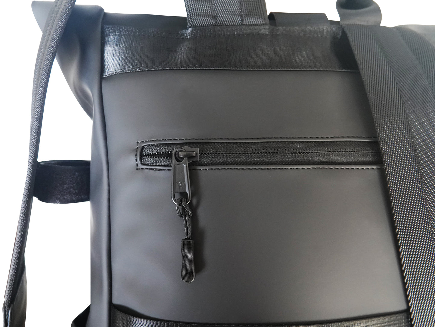 Roam Backpack - Black